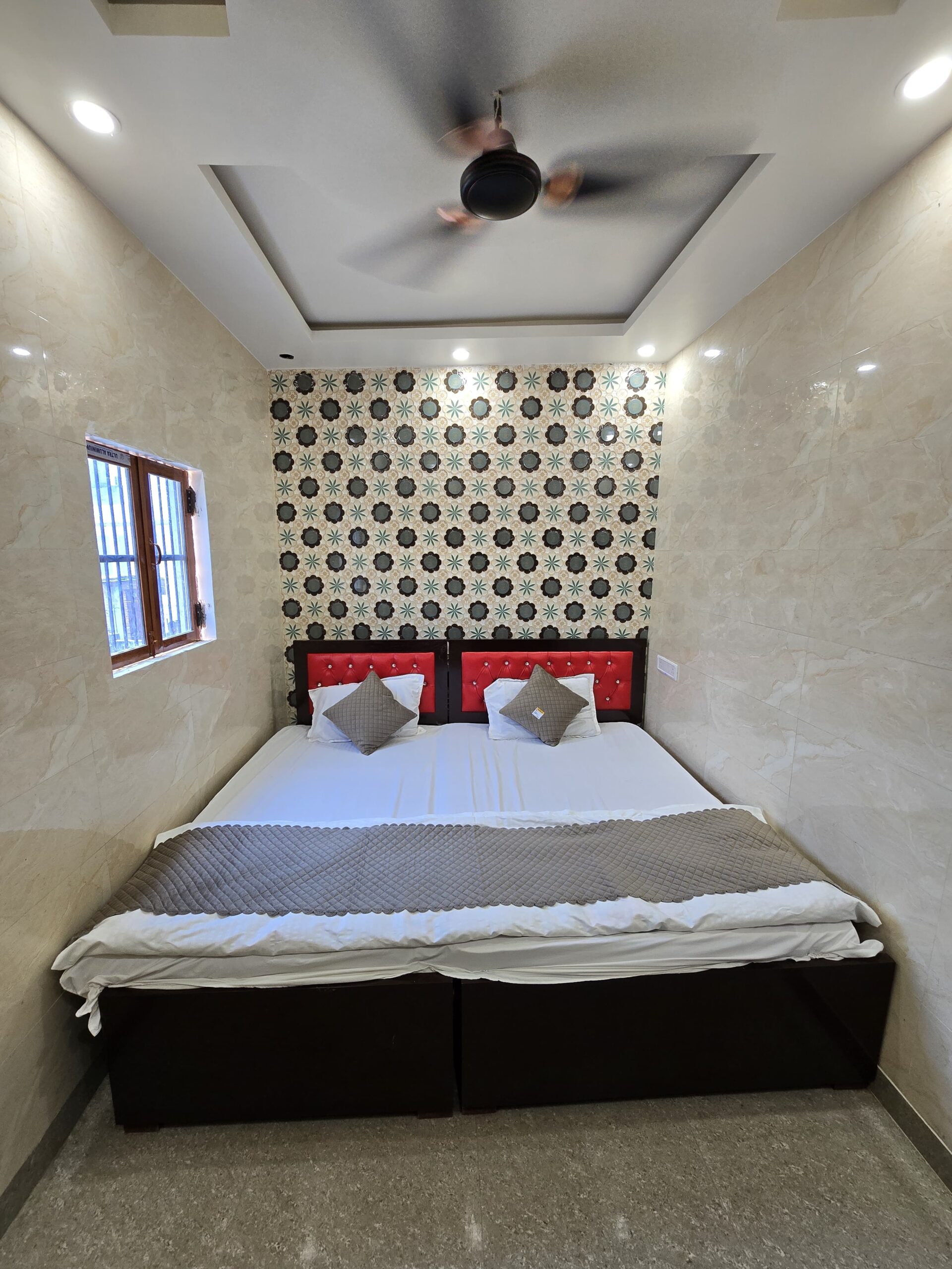 RUID3fa120d40d514500823f35c371b5cbcc